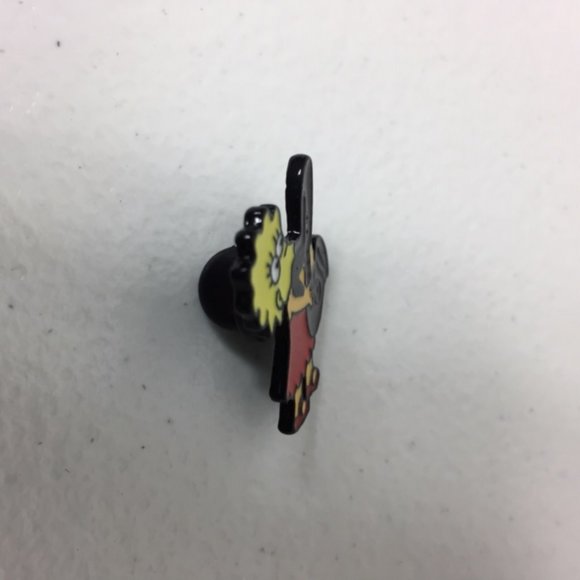 Lisa Simpson Saxophone Pin Lapel Cartoon 90s - Picture 4 of 7